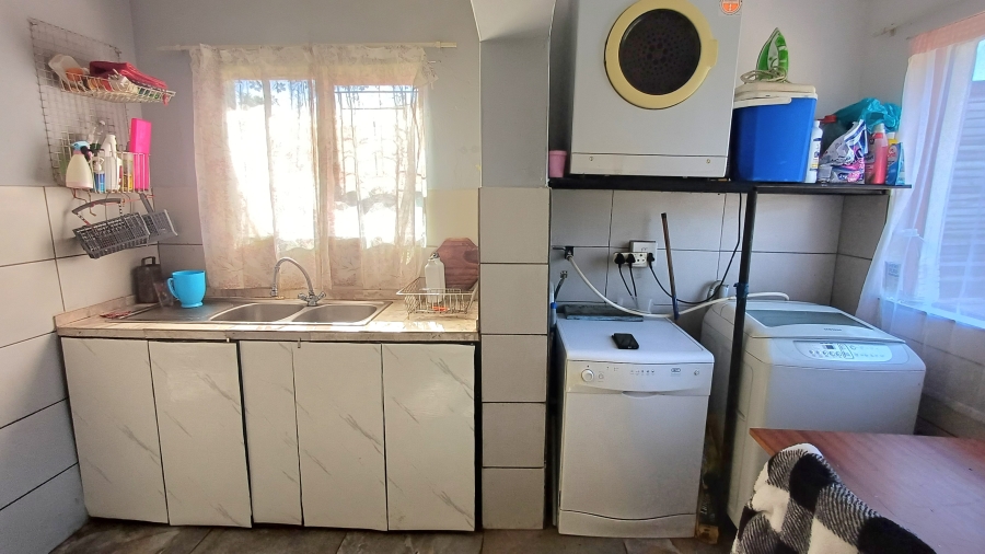 3 Bedroom Property for Sale in Van Riebeeck Hoogte Eastern Cape